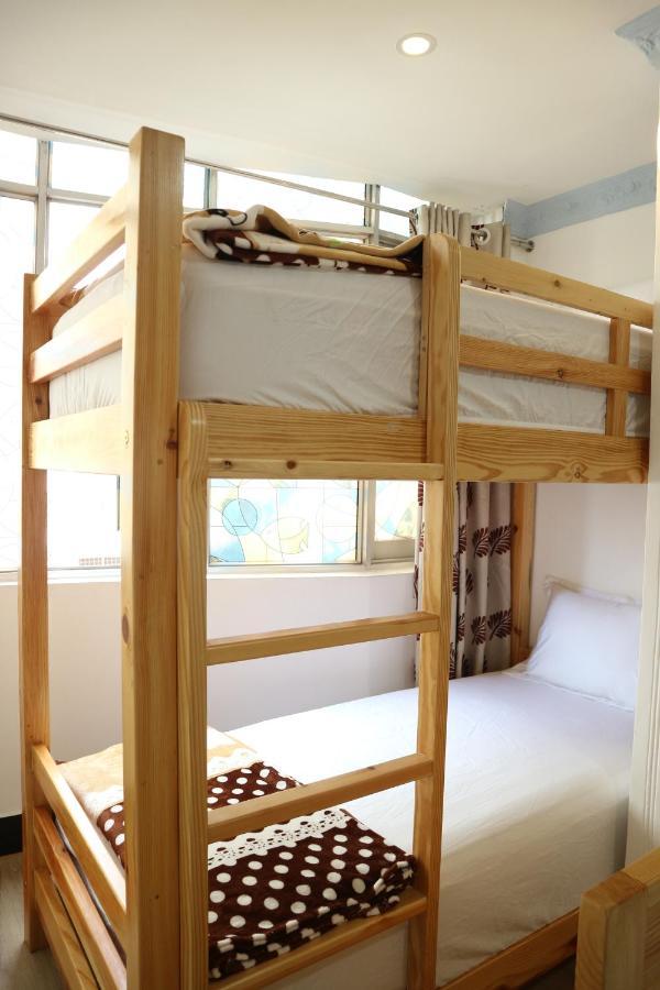 Loan Vo Hostel Ho Chi Minh City Exterior photo